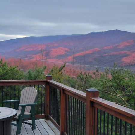 Pinnacle View Lodge By Stony Brook Cabins Гатлинбург Экстерьер фото